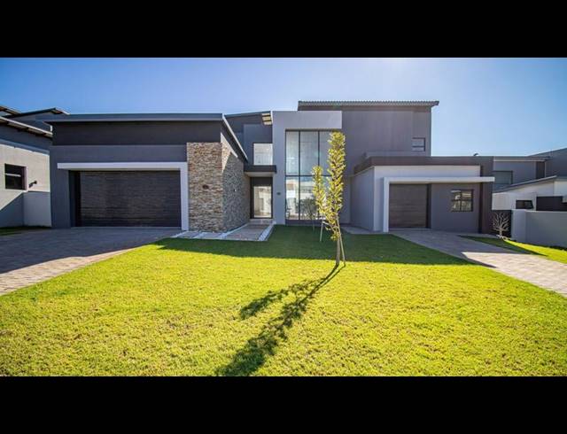5 BEDROOM HOUSE FOR SALE IN MIDSTREAM HEIGHTS
